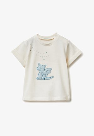 Krémově zbarvené tričko pro batolata s ohrnutými rukávy, zdobené vyšívaným modrým drakem a nápisem "Věřím na draky" se malými hvězdičkami nad ním.