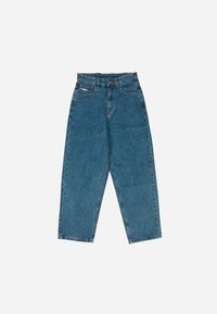 Jeans i medelblå denim med hög midja, rak bendesign, fyra fickor och subtila blekt detaljer vid knäna.