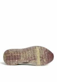 Semelle de chaussure avec un motif de carte marron et crème. Le texte inclut "AMSTERDAM," avec des lignes texturées et détaillées et des sections pour l'adhérence.
