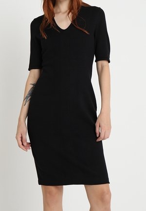 Robe pull - black