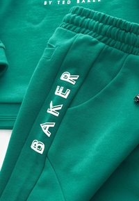 Baker by Ted Baker STANDARD SET - Træningssæt - mottled green
