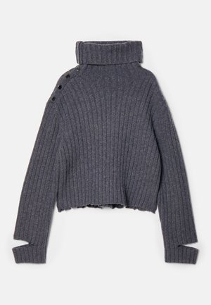 Grau gestreifter Pullover mit hohem Kragen, verkürztem Design und weiten Ärmeln. Mit schwarzen Knöpfen an der Schulter und einem rohen Saum.