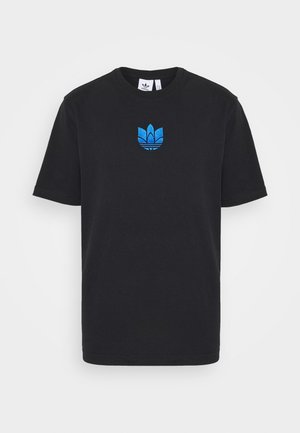 T-shirt noir en coton, avec un logo bleu brodé au centre. Manches courtes standard et col rond.
