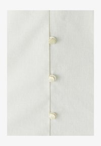 Atlasīts, off white