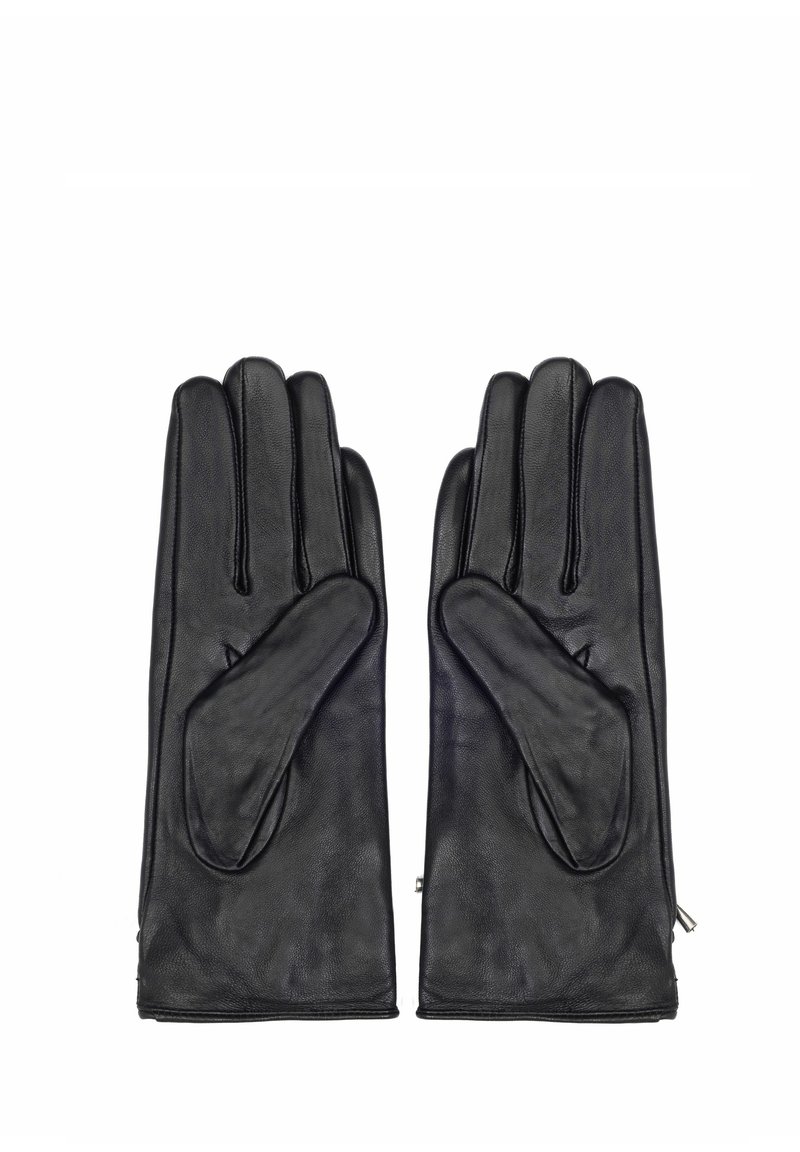 Czarne skórzane rękawice z dopasowanym fasonem, gładką teksturą, subtelnymi detalami stębnowania i zamek błyskawiczny w okolicy nadgarstka.