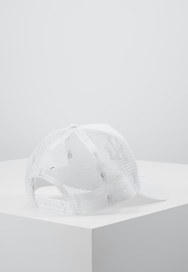 ESSENTIAL AFRAME TRUCKER - Cap3