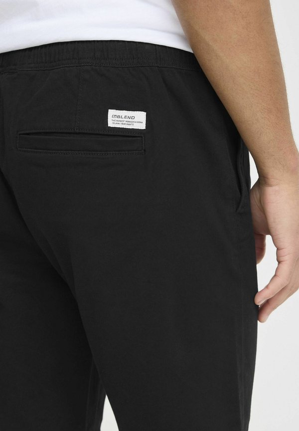 BHMBHKVANT REGULAR FIT - Shorts4