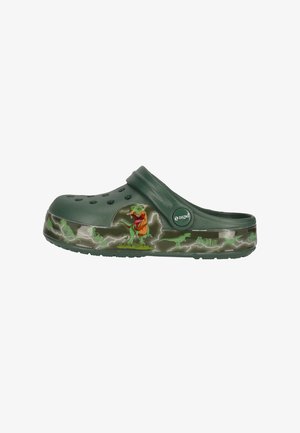 Sabot vert avec bride de talon ajustable, avec des motifs colorés de dinosaure et d’éclair le long de la semelle et du côté.
