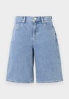ELIDA ADA - Pantaloni scurți din denim - light blue wash