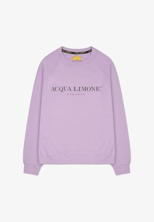 Lila sweatshirt med rund halsringning, ribbade muddar och fåll, samt framsidan med trycket "ACQUA LIMONE classic" i mörkgrått. Slät tygtextur.