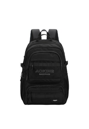 Zaino nero con più scomparti con zip, spallacci imbottiti e lettering "AOKING BACKPACK" in un design a contrasto.