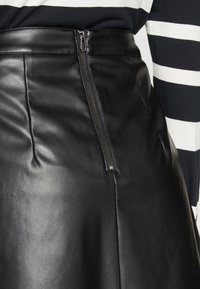 TOM TAILOR DENIM A-linjekjol - deep black