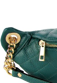 DrachenLeder Sac banane - aquamarin türkis