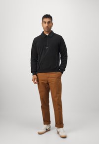 Nike Performance Fleece trui - black/anthracite/white