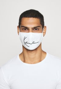 Karl Kani SIGNATURE FACE MASK - Tavakasutuse mask - white