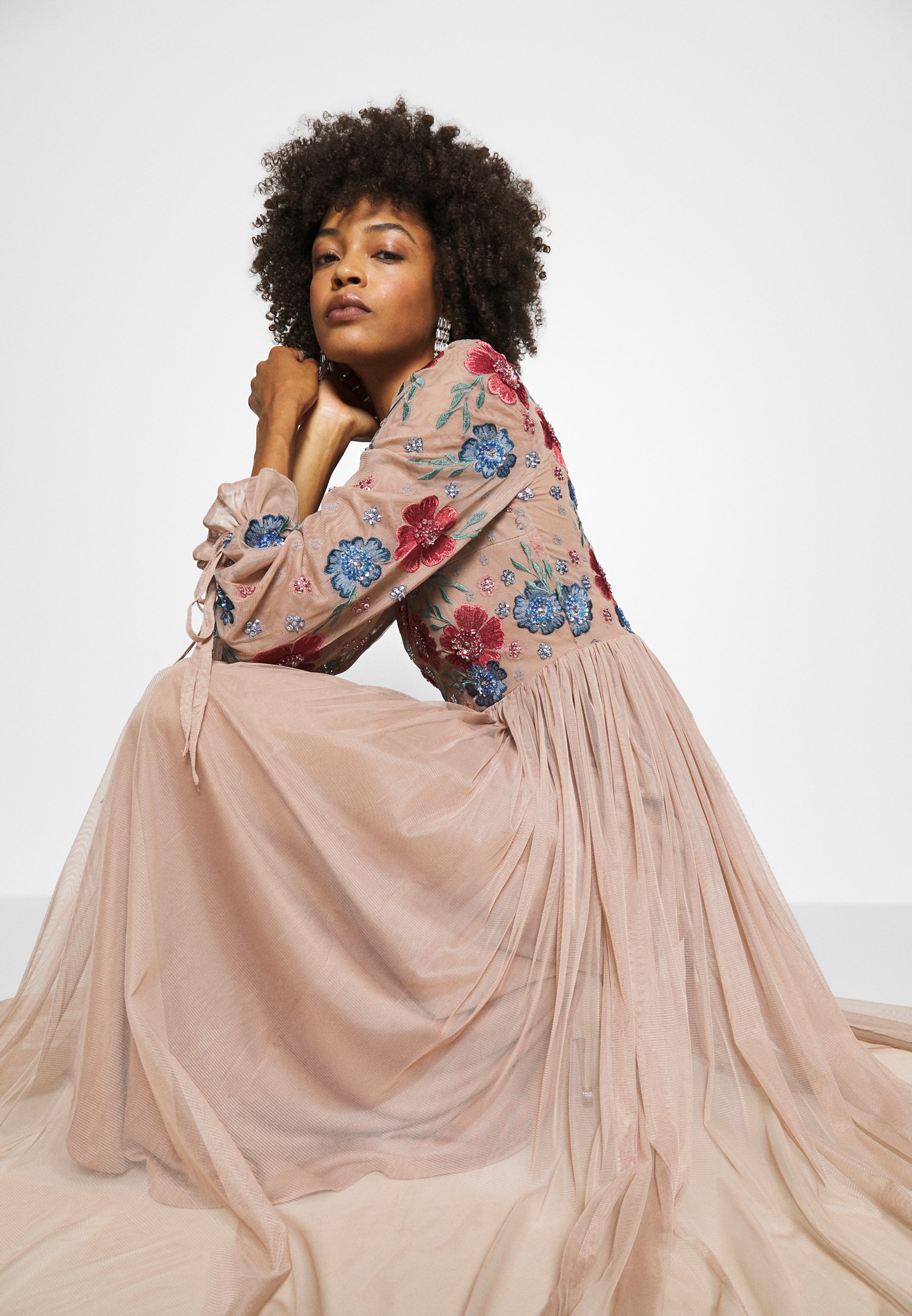 Maya Deluxe EMBROIDERED FLORAL MAXI 