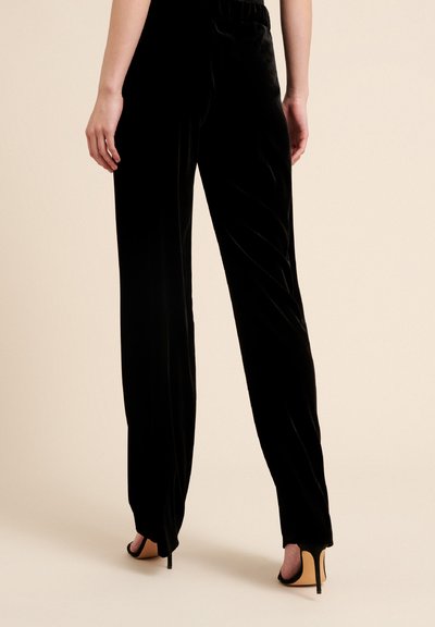 Luisa Spagnoli OMOLOGO - Auduma bikses - nero