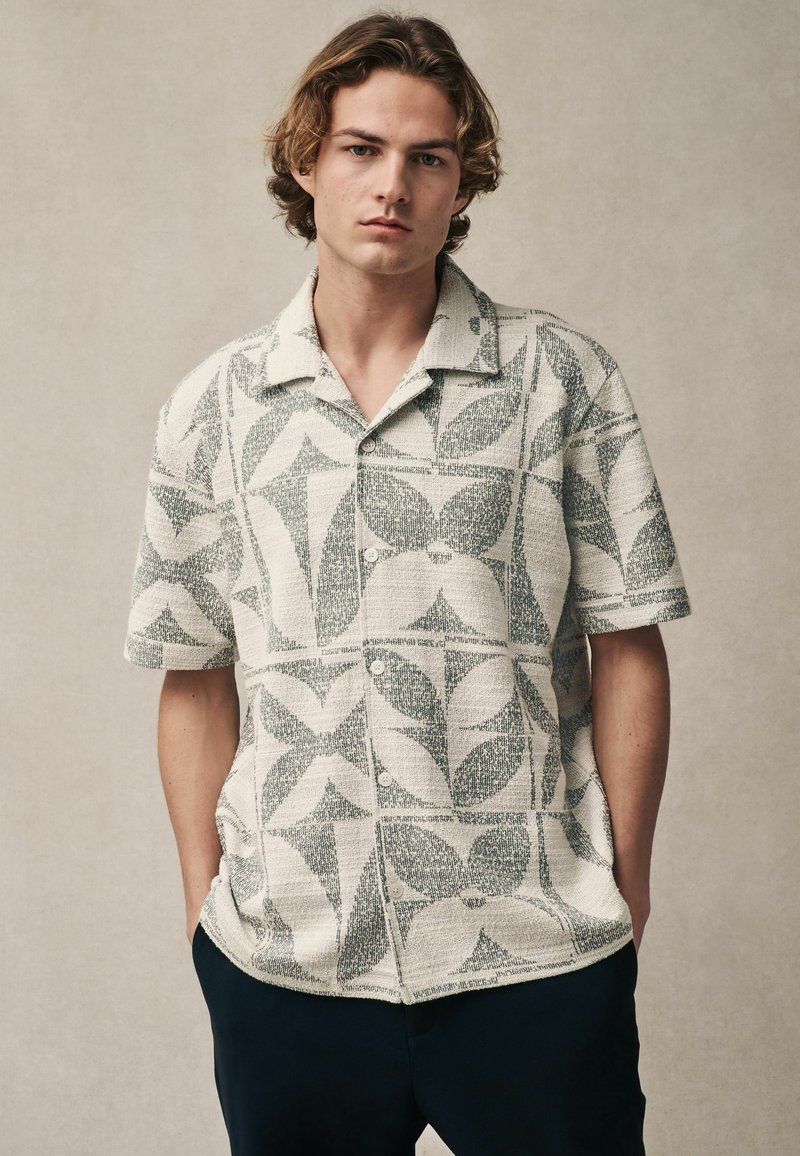 Next TEXTURED SHORT SLEEVE - Ing - grey white