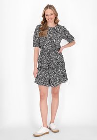 myMo Bluse - black white