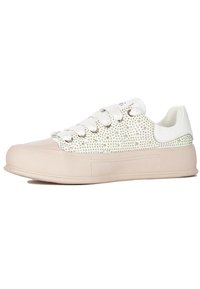 GOE for shoes Sneakersy niskie