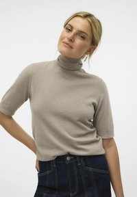 Vero Moda FANTASTIC - T-shirt basic - moon rock