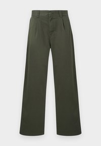 Ευθύγραμμο παντελόνι ελιάς με θηλιές για ζώνη, εμπρόσθιο κουμπί κλεισίματος και πλαϊνές τσέπες σε λευκό φόντο.