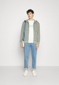 BOSS ZEFADE - Camisola com fecho - medium grey