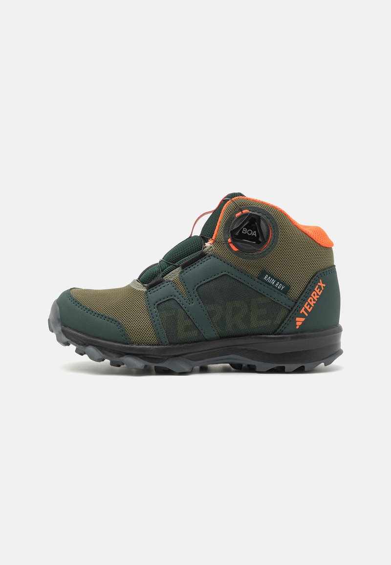 adidas Terrex BOA MID UNISEX - Pantofi drumeție - shadow green/pulse olive/impact orange
