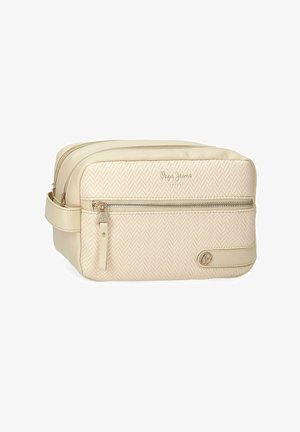 Neceser de color crema con textura, bolsillo frontal con cremallera, asa lateral y letras y emblema del logo de Pepe Jeans.