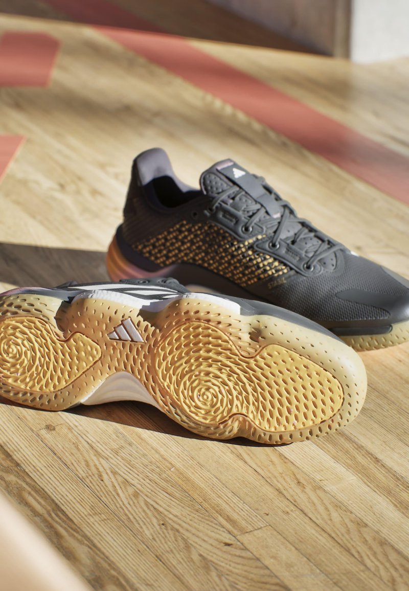 Boys Basketball Shorts Nike Performance GIANNIS IMMORTALITY