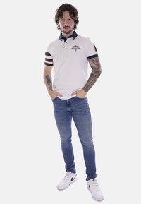 AERONAUTICA MILITARE Polo - bianco