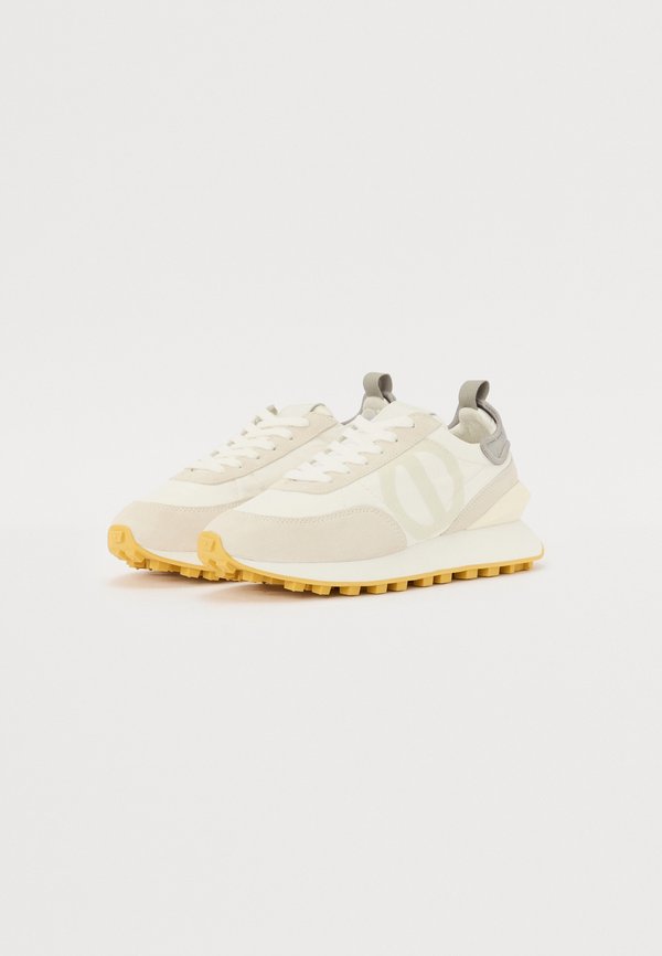 LOOP - Trainers - blanco2