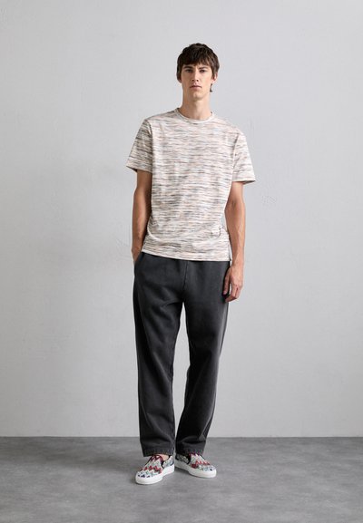 Missoni SHORT SLEEVE - Print T-shirt - white/orange