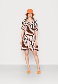 JDY JDYCAMILLE LIFE DRESS - Vestido de dia - cloud dancer