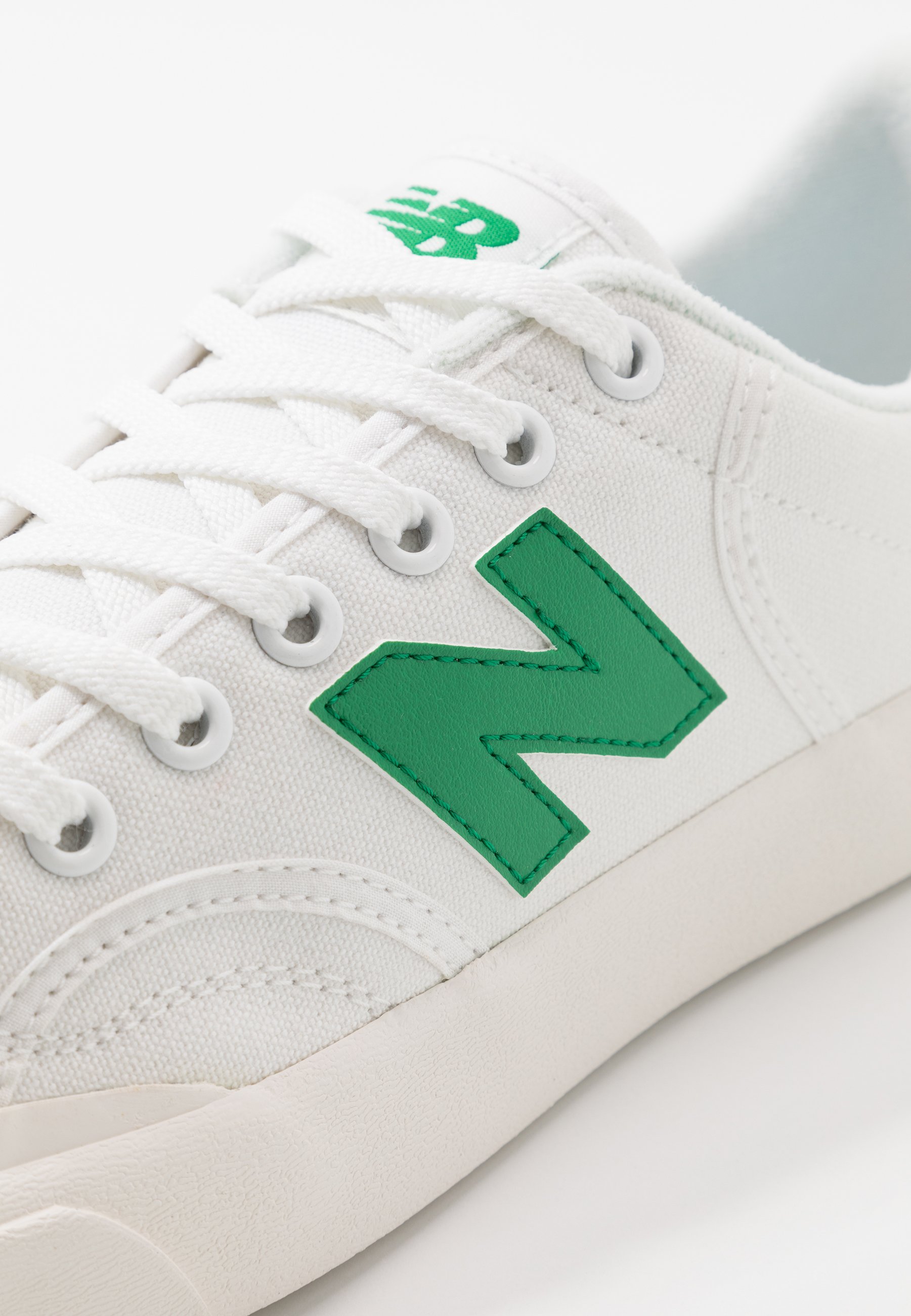 New Balance PRO COURT - Sneaker low 