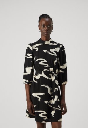 ONLNOVA LIFE LUX 3/4 SWIRLA DRESS - Kjole - black