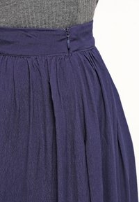 Minimum Plooirok - dark blue