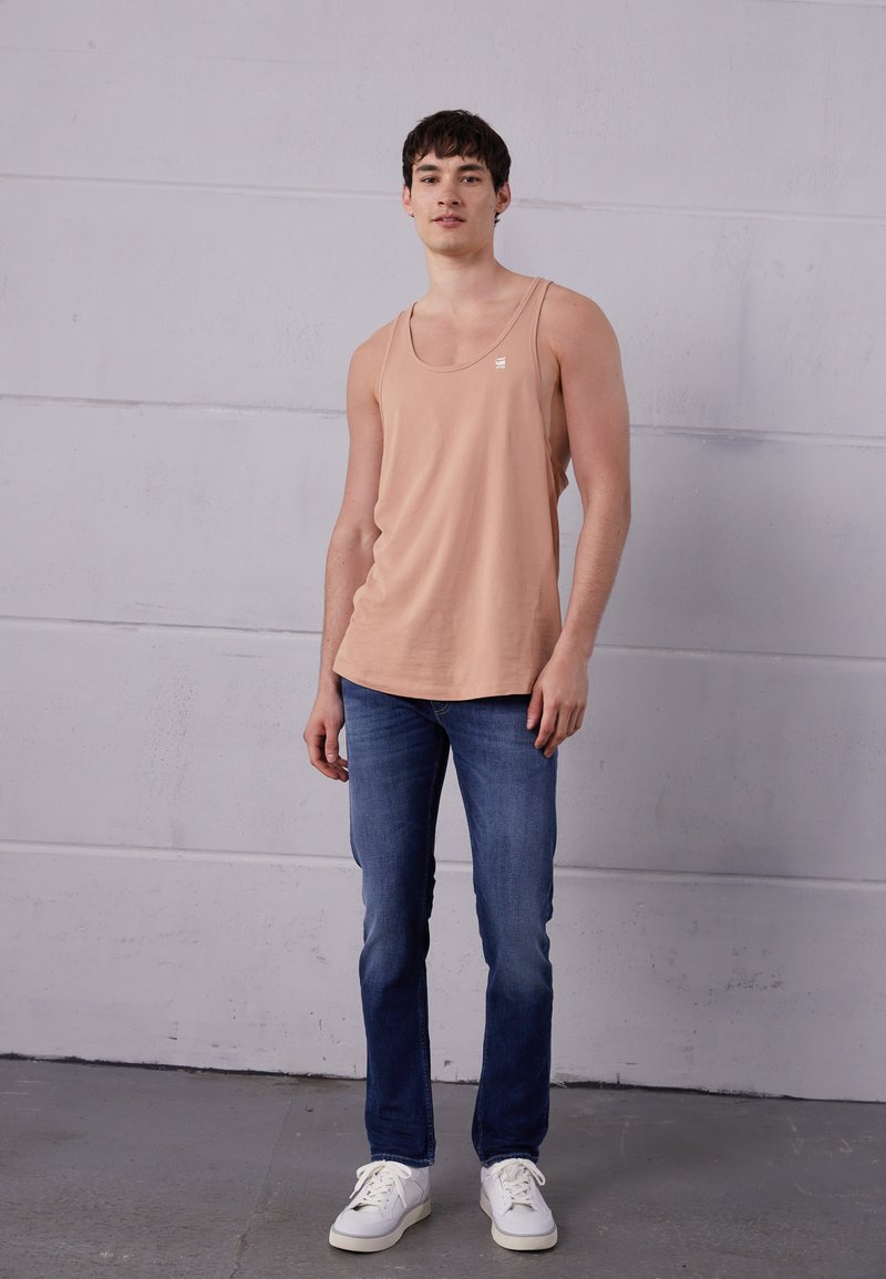 Herren Skinny Fit | Replay GROVER Jeans Straight Leg dark blue/dark-blue denim - TZ97639 Herren Skinny Fit | Replay GROVER Jeans Straight Leg dark blue/dark-blue denim - TZ97639