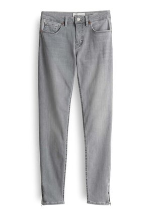 Graue Denim-Jeans im Slim-Fit-Stil, mit einem Reißverschluss am Knöchel, fünf Taschen und Kontrastnähten. Der Stoff hat eine weiche, abgenutzte Textur.