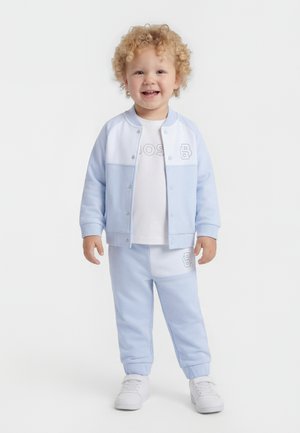 BOSS Kidswear NEWBORN SET - Μπλουζάκι με στάμπα - pale blue