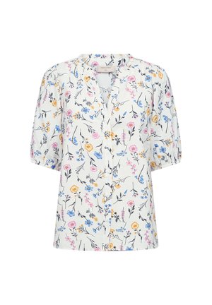 Witte blouse met korte pofmouwen en een kleurrijke bloemenprint in roze, blauw en geel, met een V-hals en een knoopsluiting aan de voorkant.
