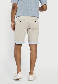 Redefined Rebel MYLES SHORTS - Short - dove