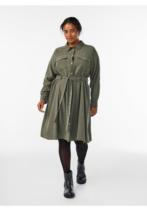 Zizzi, MIT BINDEGÜRTEL UND LANGEN ÄRMELN - Vestido camisero - thyme