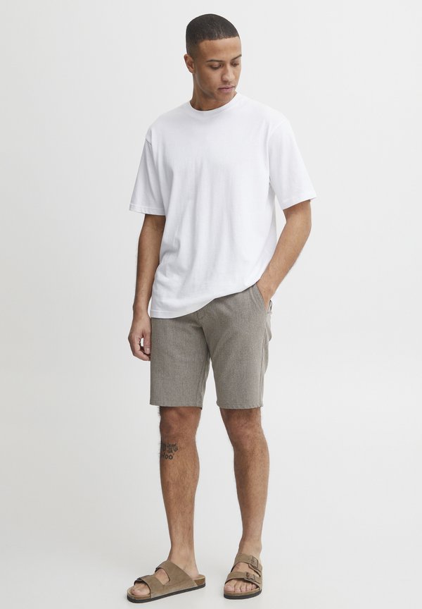 SDFREDERIC SLIM FIT - Shorts - dune m2
