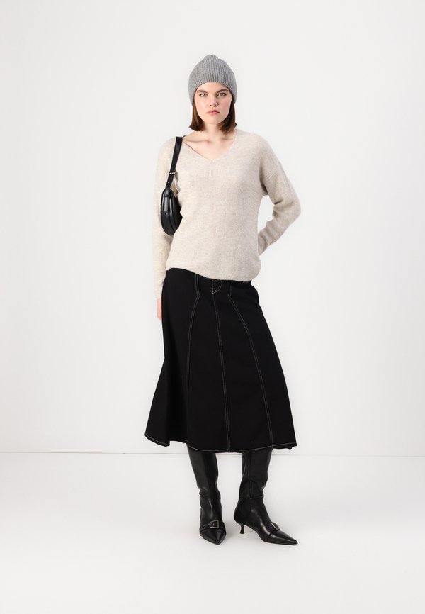 VMCREWLEFILE V NECK - Jumper3