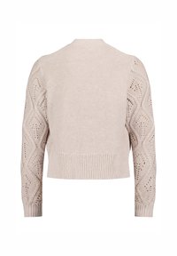 Gebreide cardigan in lichtbeige met opengewerkte ruitpatronen op de mouwen, ribgebreide manchetten en zoom, cropped ontwerp, en een gestructureerde afwerking.