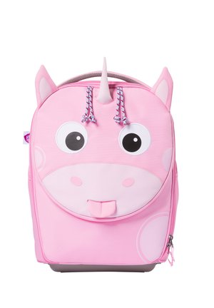 Der pinke Rucksack zeichnet sich durch ein Einhornmotiv mit großen Augen, einem herausstehenden Horn und einer verspielten Zunge aus. Hergestellt aus weichem Stoff mit einem Reißverschluss.