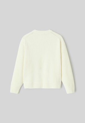Pull en tricot couleur crème avec texture côtelée, manches longues et encolure ronde, présentant un ourlet droit et des coutures raglan discrètes.
