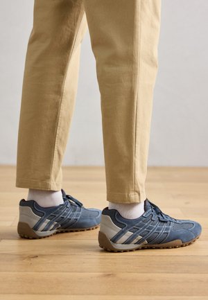 SNAKE ORIGINAL - Sneakersy niskie
