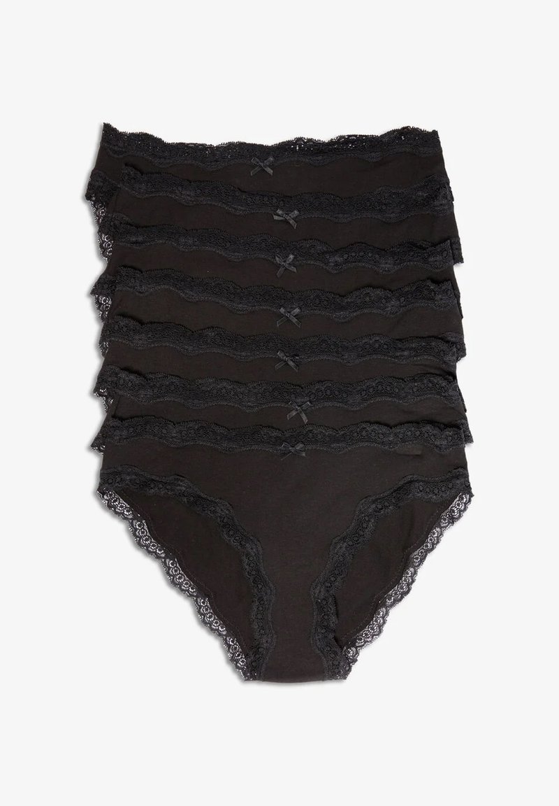 10 modelli di body in pizzo nero online | Marie Claire 10 modelli di body in pizzo nero online | Marie Claire